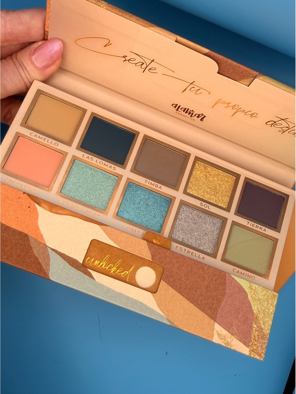 Destino Eyeshadow Palette by Alamar Cosmetics - 12 Color Shades